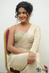 Vishakha Singh at Rowdy Fellow Movie Audio Launch